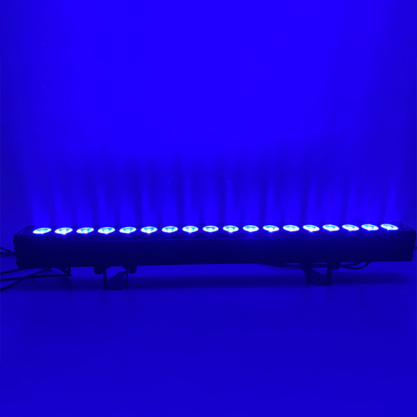 PIXEL BAR DESON LW-601 point control 18x4in1 IP65 led wall washer