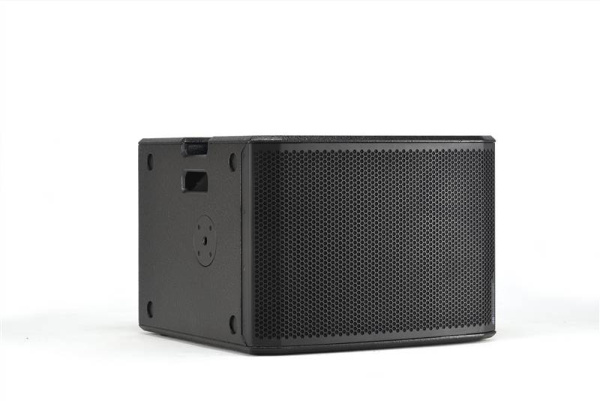 Активный сабвуфер dB Technologies Sub 915