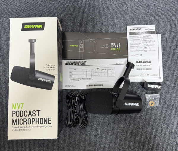 Микрофон REPLIC MV7